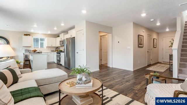 427 Pietro St NE, Salem, OR 97301