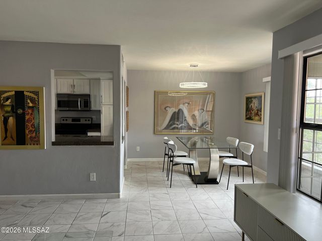 6651 N Campbell Ave Apt 217, Tucson, AZ 85718