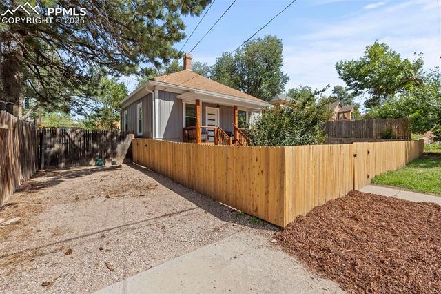 1904 Sheldon Avenue, Colorado Springs, CO 80904