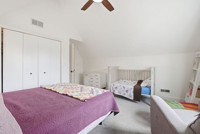 7555 W Isham Avenue, Chicago, IL 60631