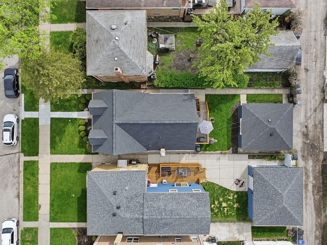 7555 W Isham Avenue, Chicago, IL 60631