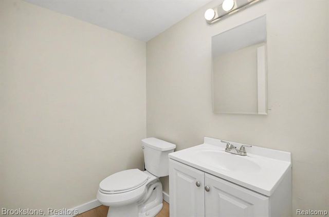 7440 Azalea Court, West Bloomfield, MI 48322