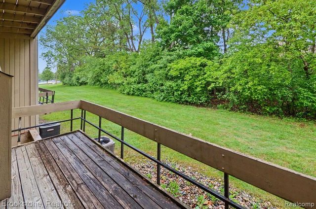 7440 Azalea Court, West Bloomfield, MI 48322