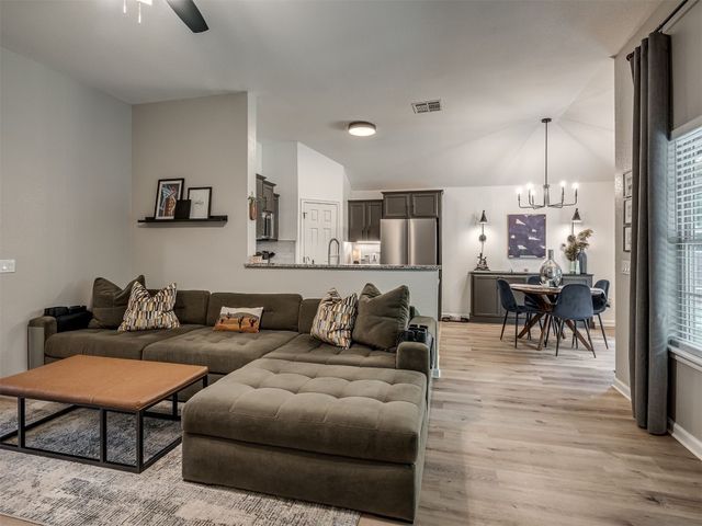 305 Spring Creek Road, Oklahoma City, OK 73117