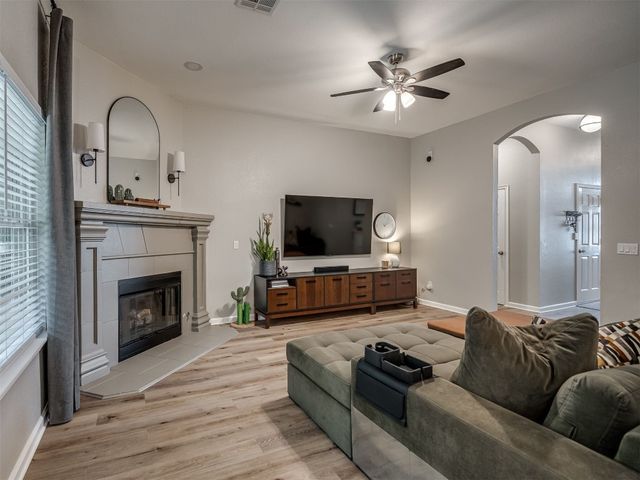 305 Spring Creek Road, Oklahoma City, OK 73117