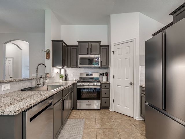 305 Spring Creek Road, Oklahoma City, OK 73117