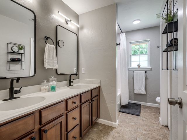 305 Spring Creek Road, Oklahoma City, OK 73117