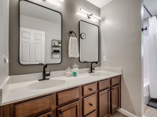 305 Spring Creek Road, Oklahoma City, OK 73117