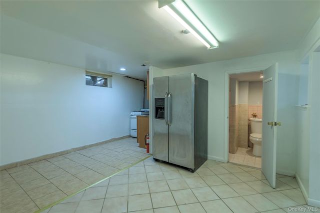 24 Jackson Street, Glen Cove, NY 11542