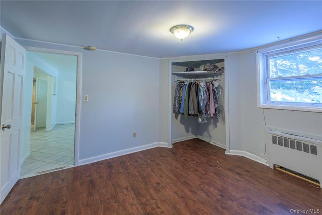 24 Jackson Street, Glen Cove, NY 11542