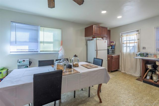 24 Jackson Street, Glen Cove, NY 11542