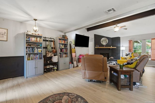 6806 Castlerae, San Antonio, TX 78239