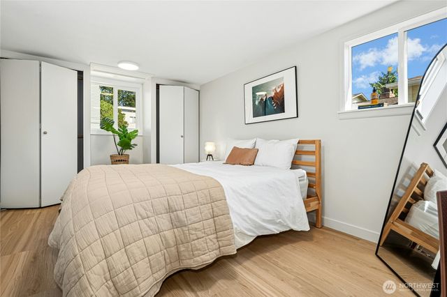 9520 2nd Avenue NW, Seattle, WA 98117