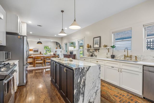 310 N Montclair Avenue, Dallas, TX 75208