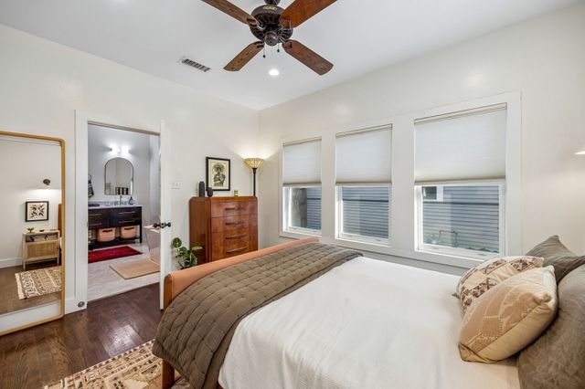 310 N Montclair Avenue, Dallas, TX 75208