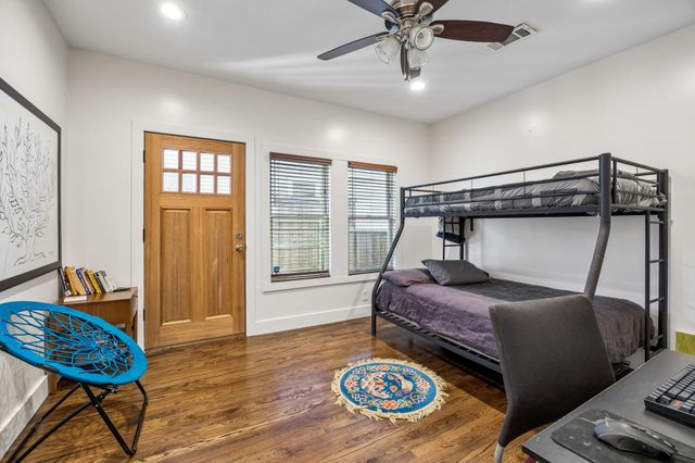 310 N Montclair Avenue, Dallas, TX 75208