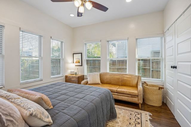 310 N Montclair Avenue, Dallas, TX 75208