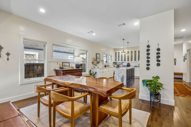 310 N Montclair Avenue, Dallas, TX 75208