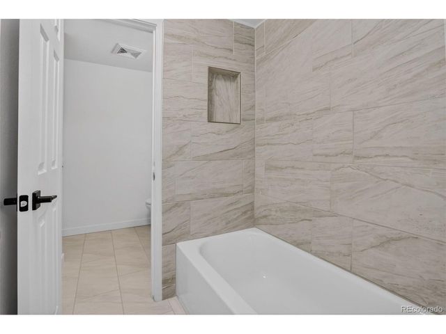 7335 E Quincy Ave 104, Denver, CO 80237