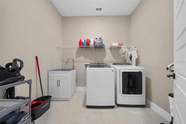 16055 SILVER BROOK WAY, Winter Garden, FL 34787