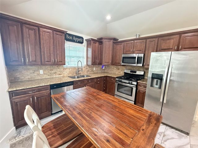 1427 Kappa Street, Pasadena, TX 77504