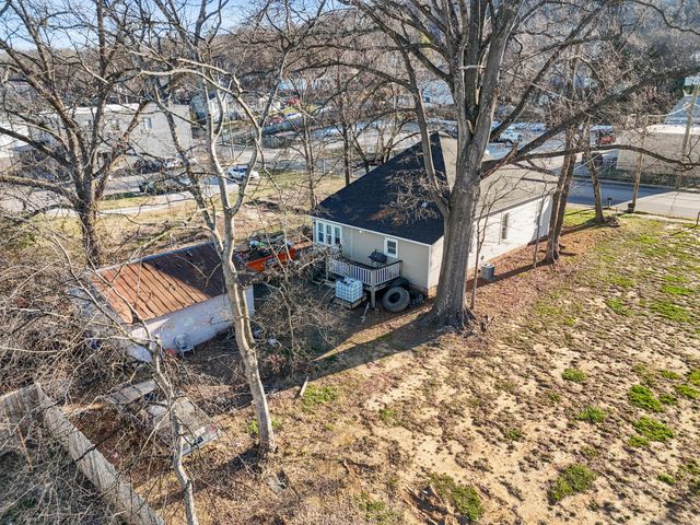 1915 Dodds Avenue, Chattanooga, TN 37404