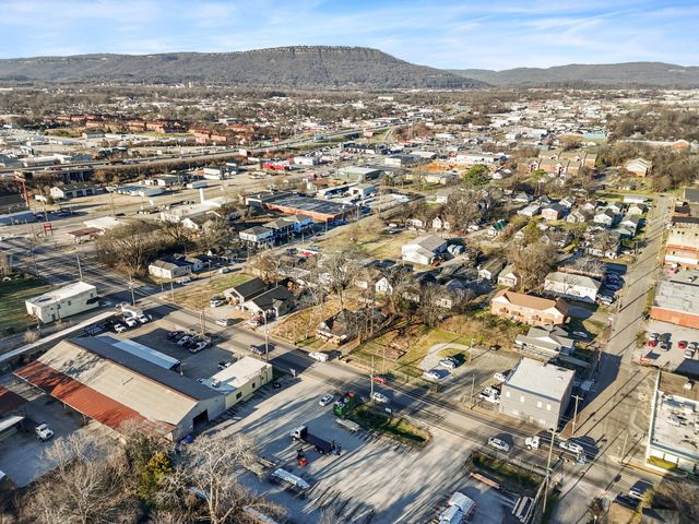 1915 Dodds Avenue, Chattanooga, TN 37404