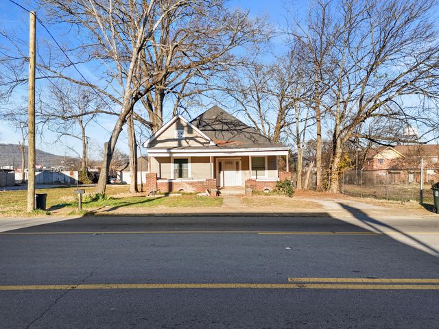 1915 Dodds Avenue, Chattanooga, TN 37404