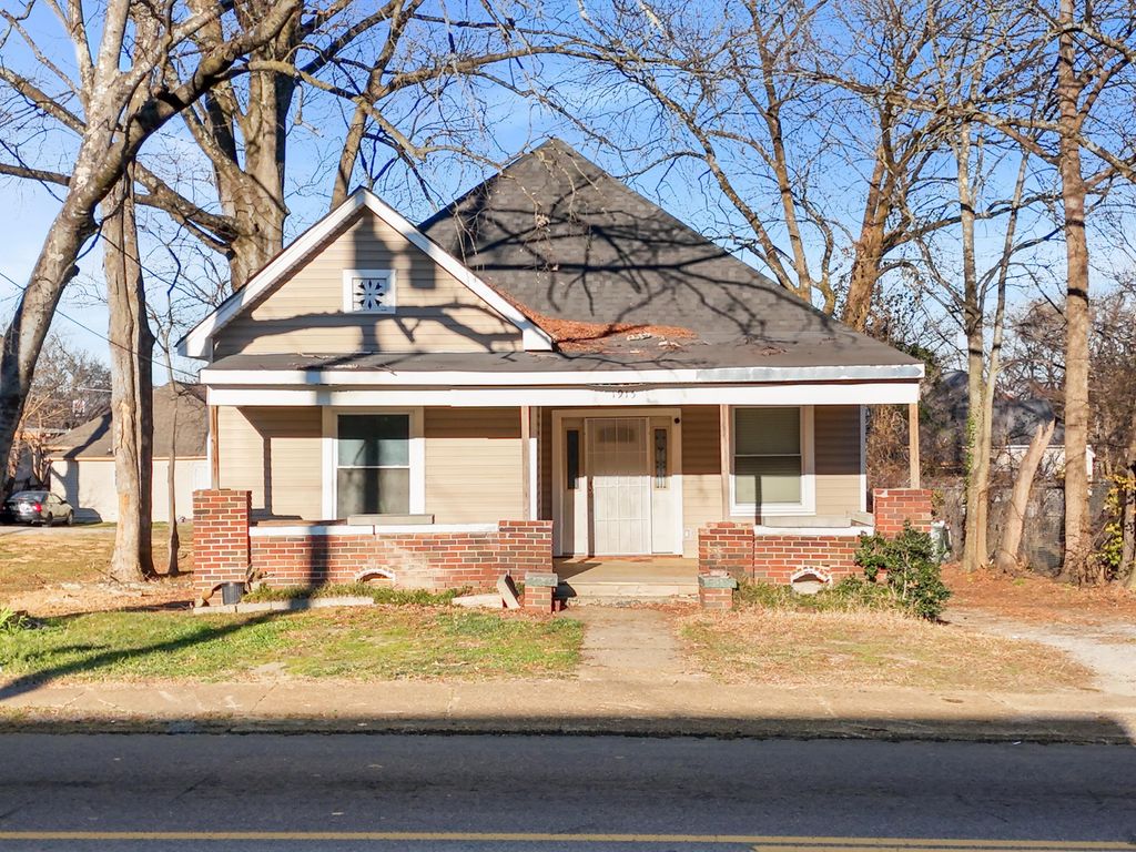 1915 Dodds Avenue, Chattanooga, TN 37404