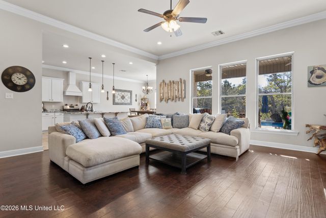 14391 Viola Way, D'iberville, MS 39540