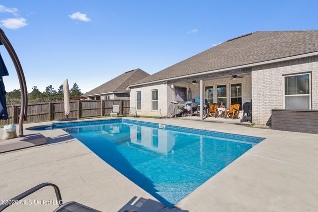 14391 Viola Way, D'iberville, MS 39540