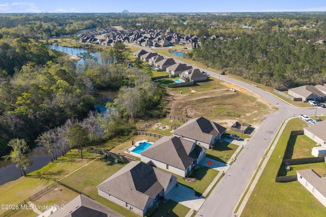 14391 Viola Way, D'iberville, MS 39540