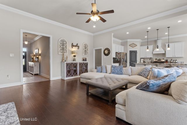 14391 Viola Way, D'iberville, MS 39540