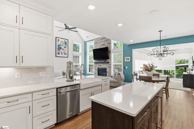 9 Compton Drive, Greenville, SC 29615