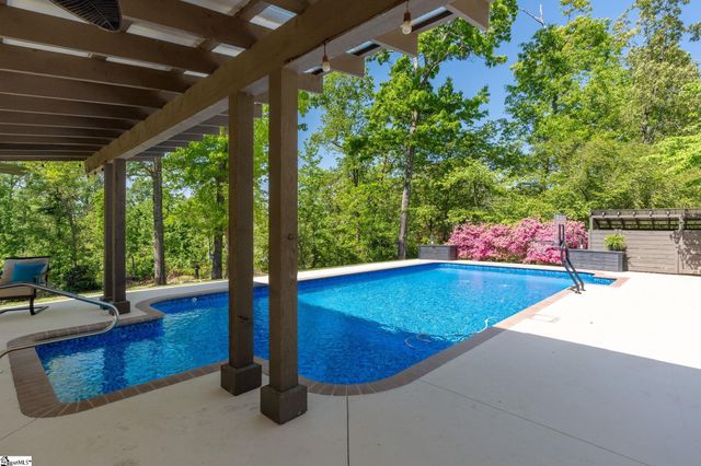 9 Compton Drive, Greenville, SC 29615