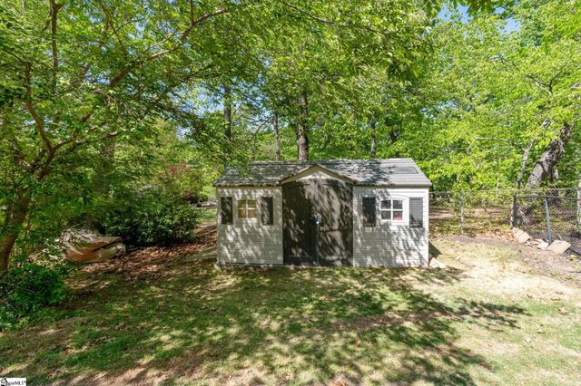 9 Compton Drive, Greenville, SC 29615