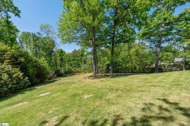 9 Compton Drive, Greenville, SC 29615