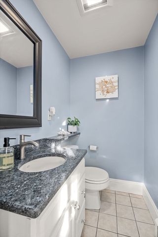 194 College Farm Rd, Waltham, MA 02451