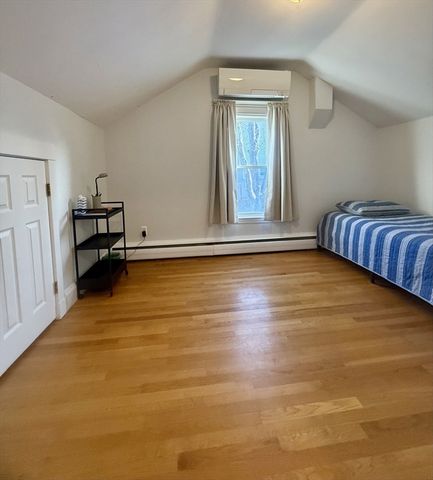 194 College Farm Rd, Waltham, MA 02451