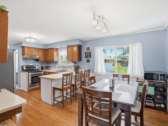 4112 Thorney Drive, Shelby Twp, MI 48316
