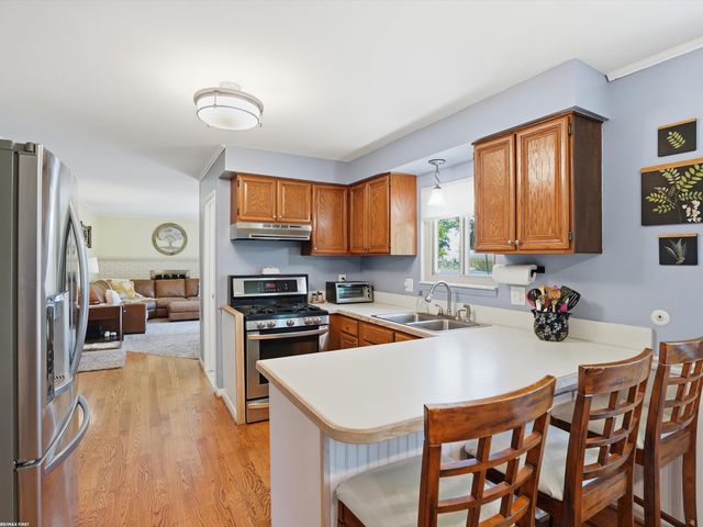 4112 Thorney Drive, Shelby Twp, MI 48316