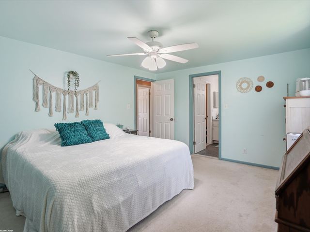 4112 Thorney Drive, Shelby Twp, MI 48316