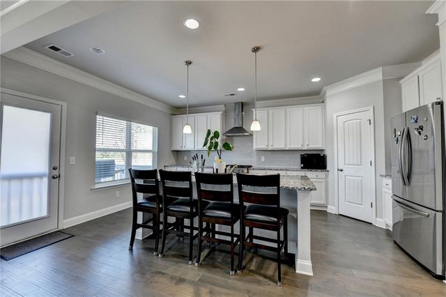 5100 Woodline View Circle, Auburn, GA 30011