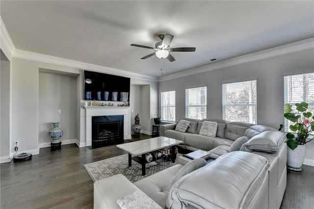 5100 Woodline View Circle, Auburn, GA 30011