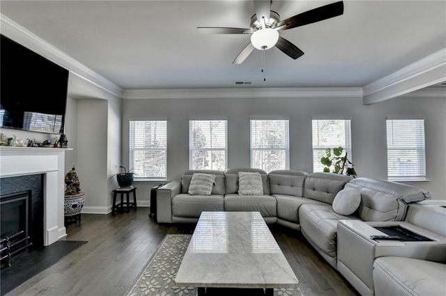 5100 Woodline View Circle, Auburn, GA 30011