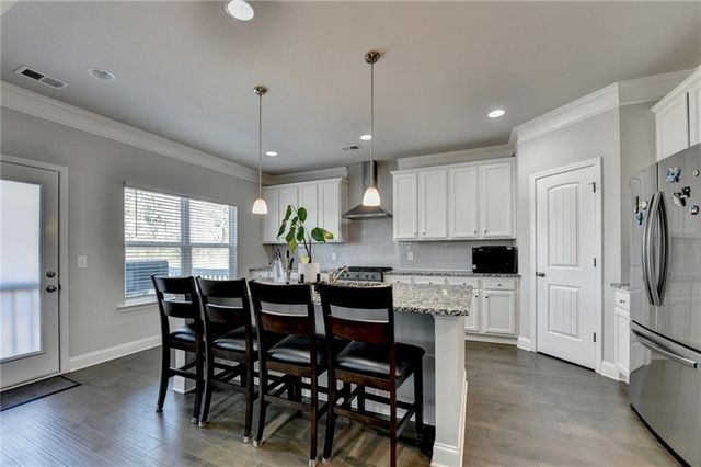 5100 Woodline View Circle, Auburn, GA 30011