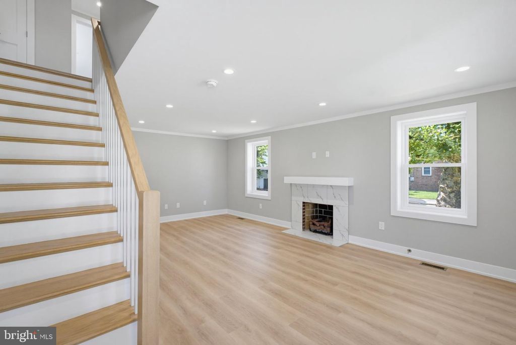 1300 PRINCETON AVE, PHILADELPHIA, PA 19111 — photo 3