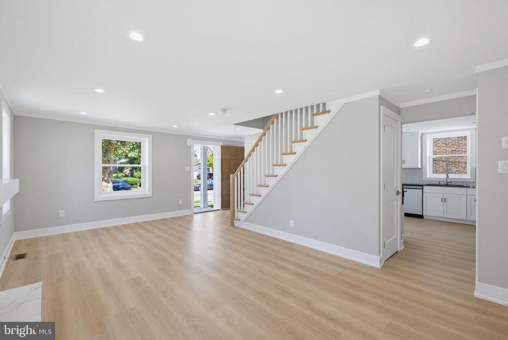 1300 PRINCETON AVE, PHILADELPHIA, PA 19111 — photo 4