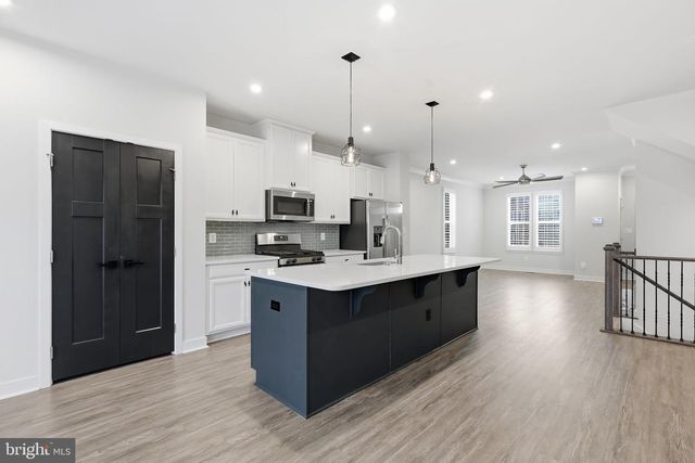 18091 RED CEDAR RD, Dumfries, VA 22026