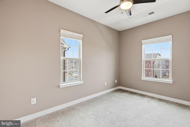 18091 RED CEDAR RD, Dumfries, VA 22026